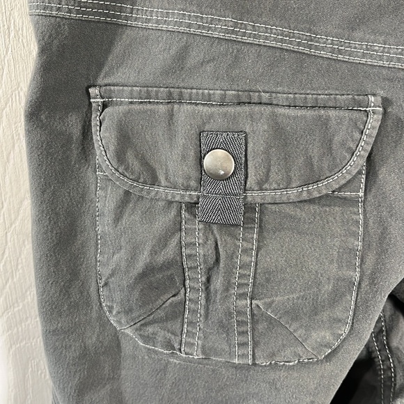 Kuhl roll up cargo pants - Picture 8 of 16